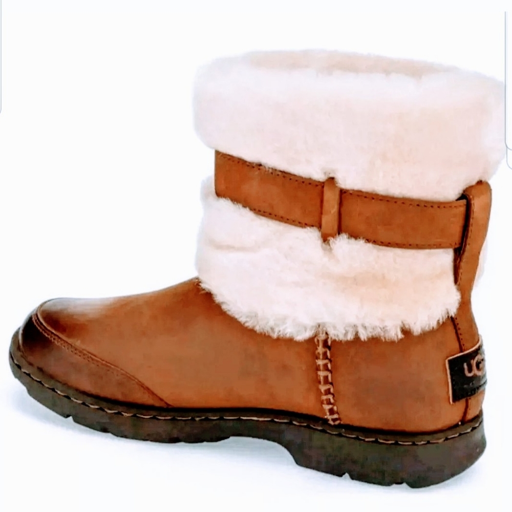 UGG Waterproof Full Grain Leather Sheepskin Lined